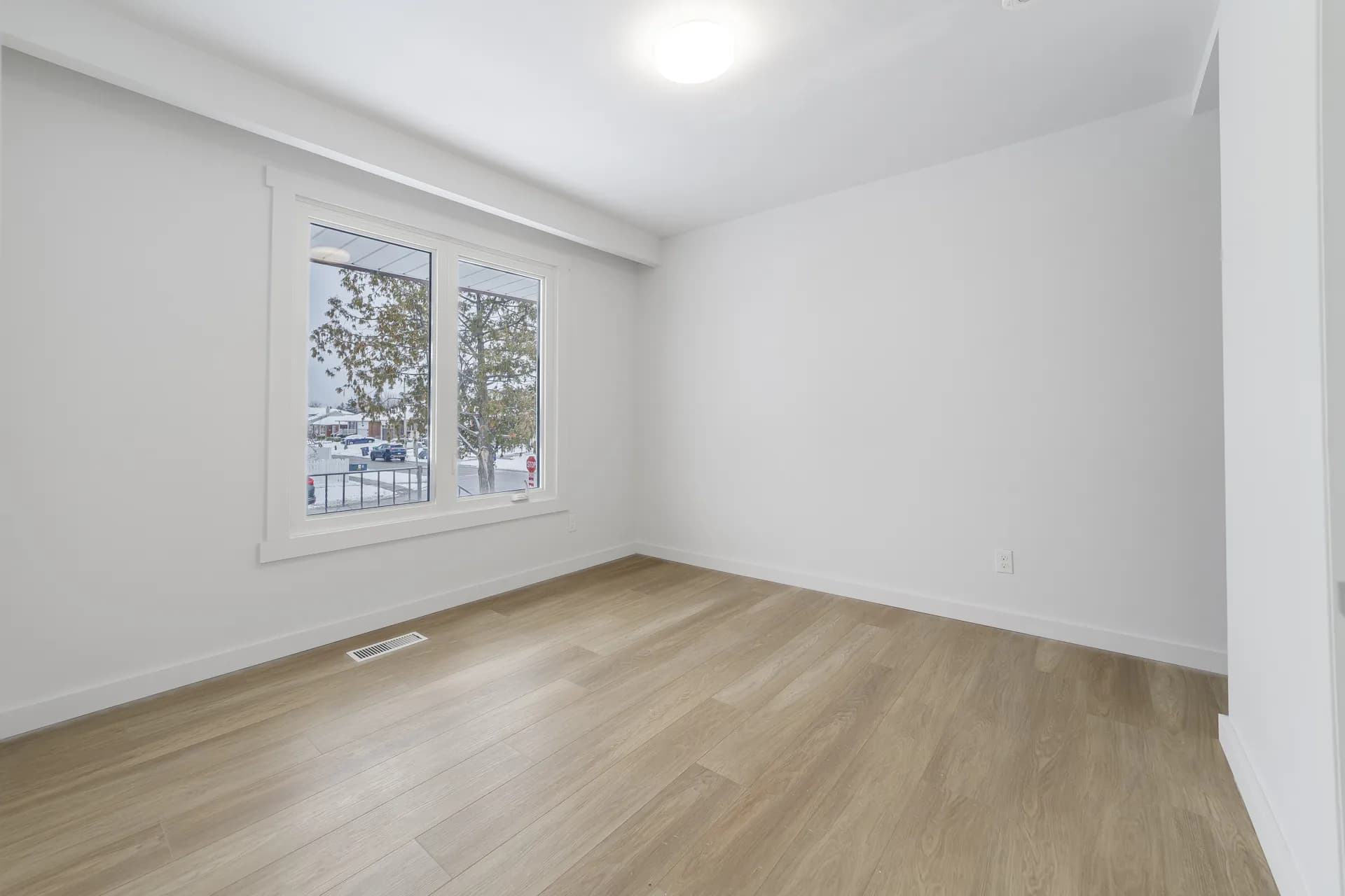 Virtual staging after 4